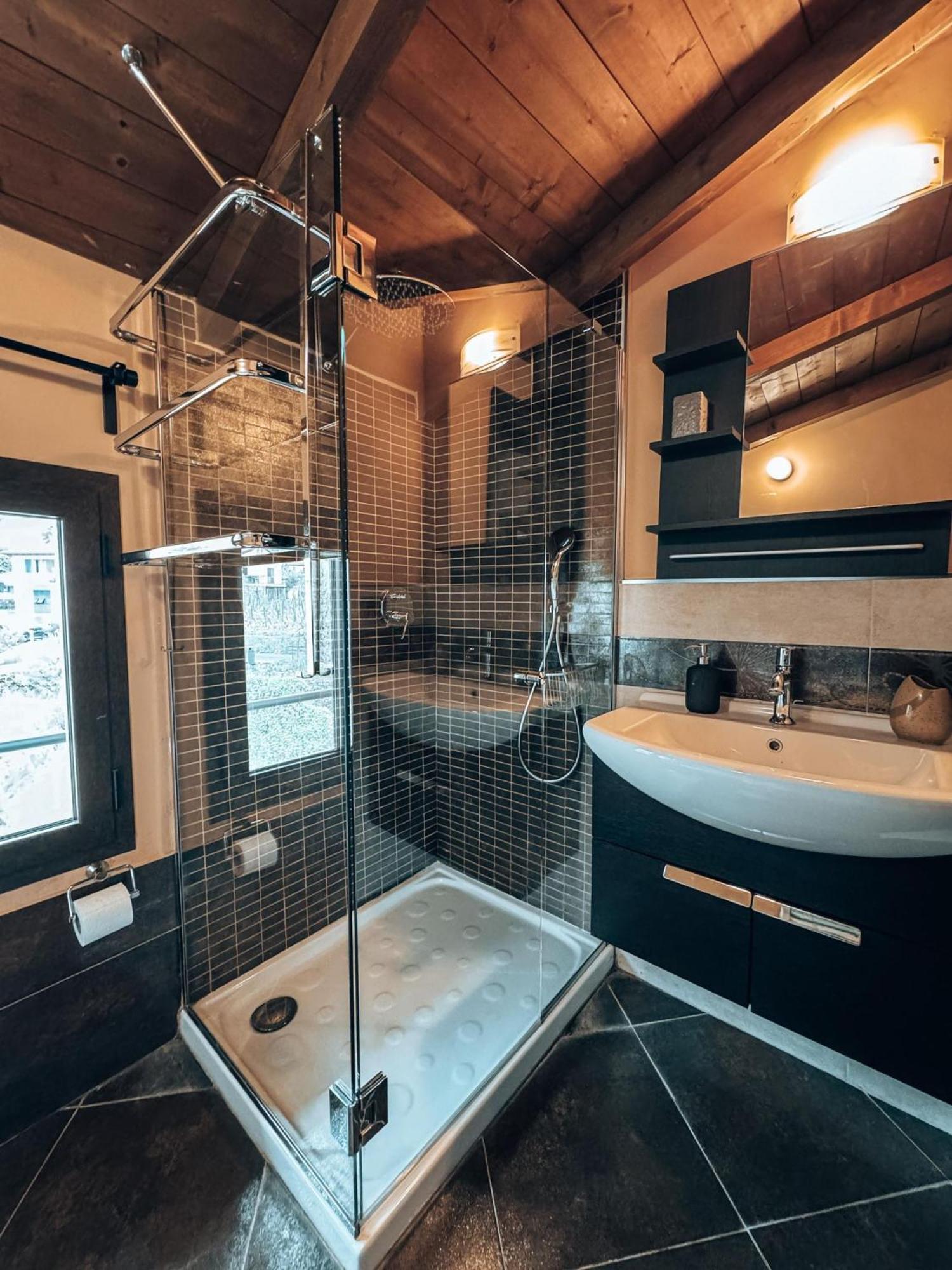 Residence By Talking Stones Dolceacqua Ngoại thất bức ảnh